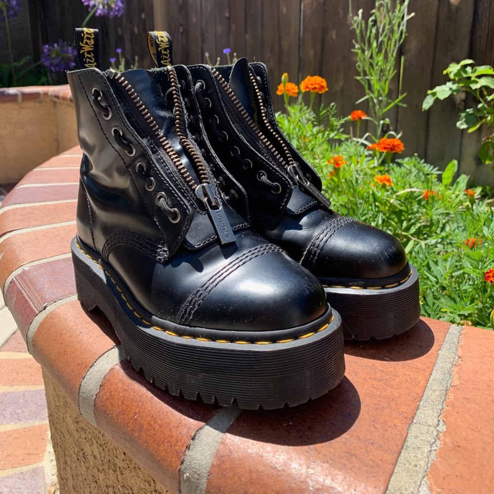Platform Docs women’s UK5 or women’s US7